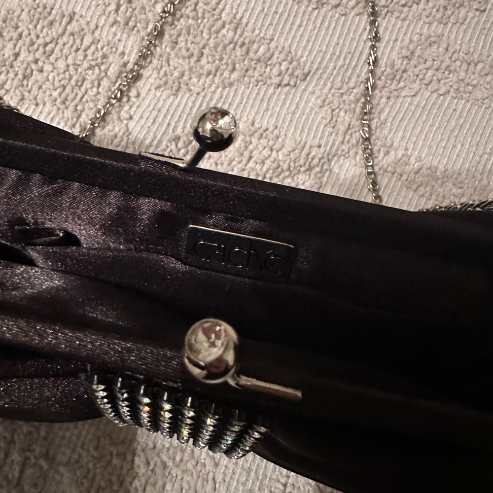 Cache Small Clutch - image 4